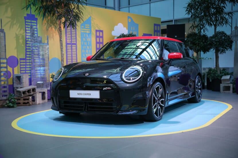 MINI Cooper (J01): A Look At The John Cooper Works Trim