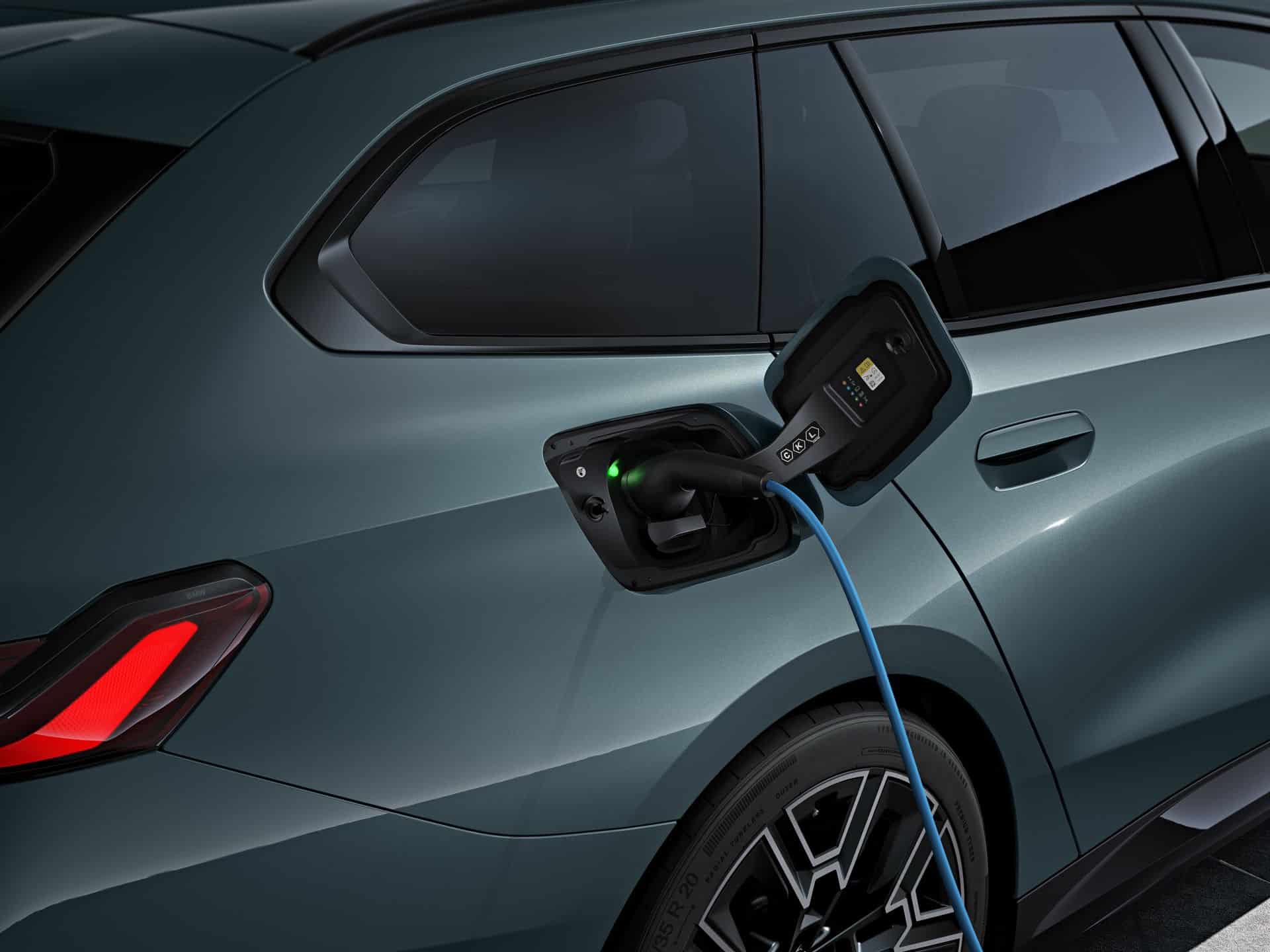 Charging the BMW i5 eDrive40 Touring