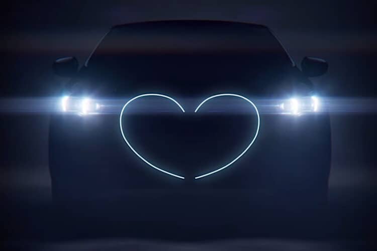 Valentine’s Day: BMW Kidney Grille Takes the Shape of a Heart