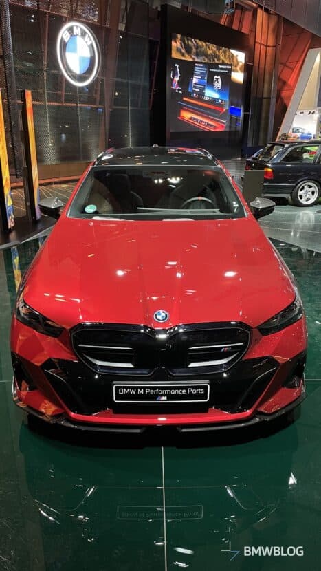 BMW i5 M60 Touring Front Spoiler