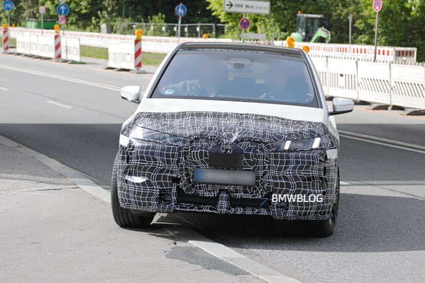 2025 BMW iX Facelift Spotted for the First Time!