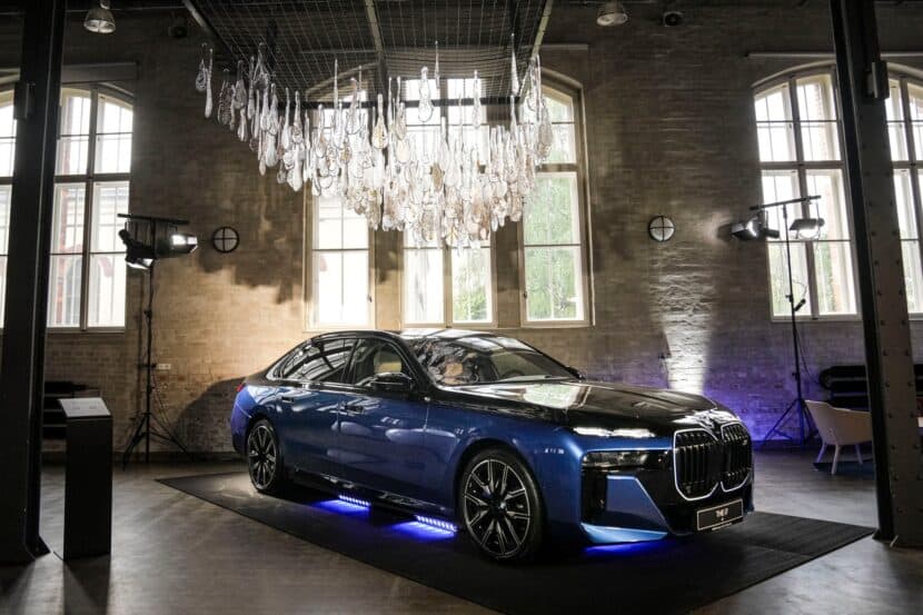 BMW i7 M70 In Sonic Speed Blue Is A Striking Flagship EV