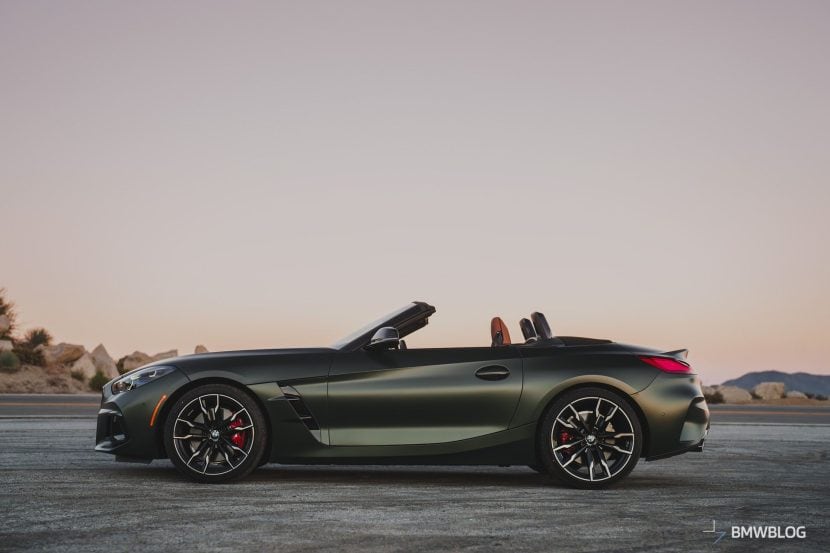 Side view BMW Z4 Roadster
