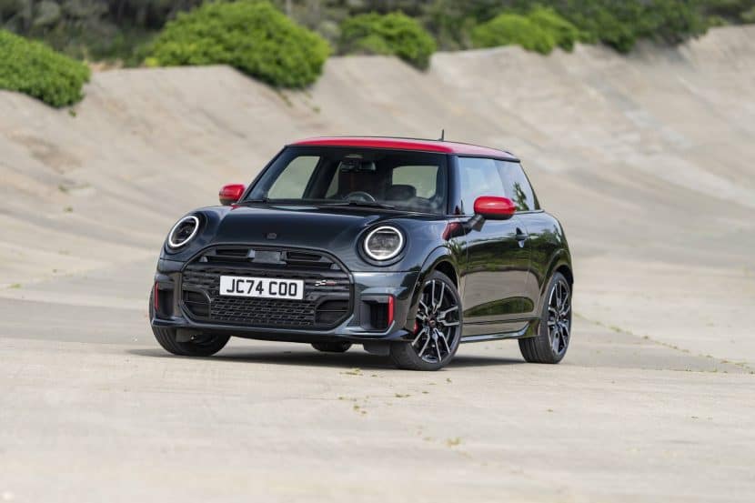 Watch The New MINI JCW Hot Hatch Lap A Busy Nürburgring