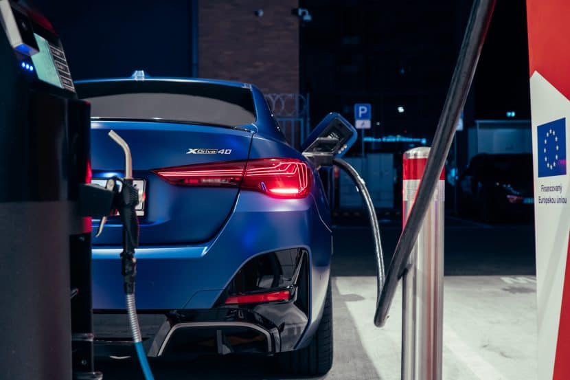 BMW i4 M50 charging 