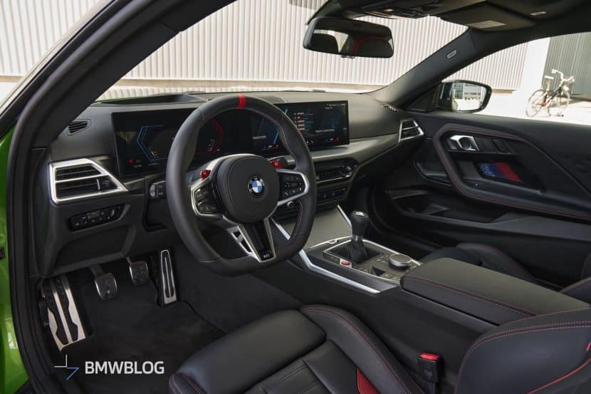 2025-bmw-m2-java-green-interior-00
