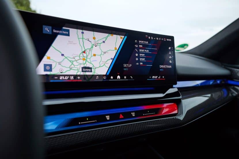 Interior of 2025 BMW M5 Touring with iDrive 8.5 curved display