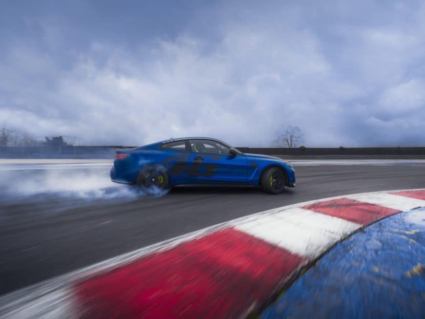 BMW M4 CS Edition VR46 drifting