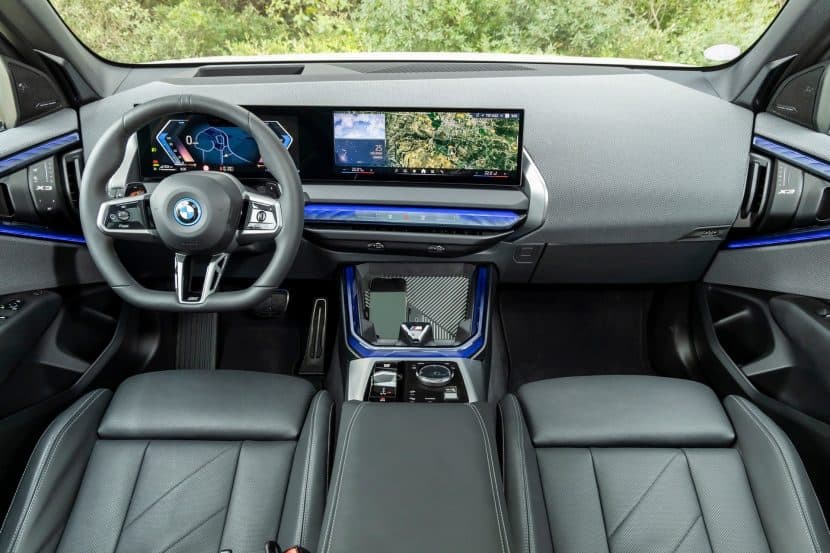 2025 BMW X3 30e xDrive interior design