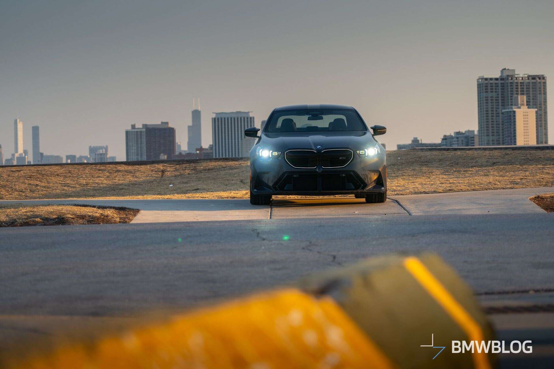 2025 BMW M5 SEPIA METALLIC 31