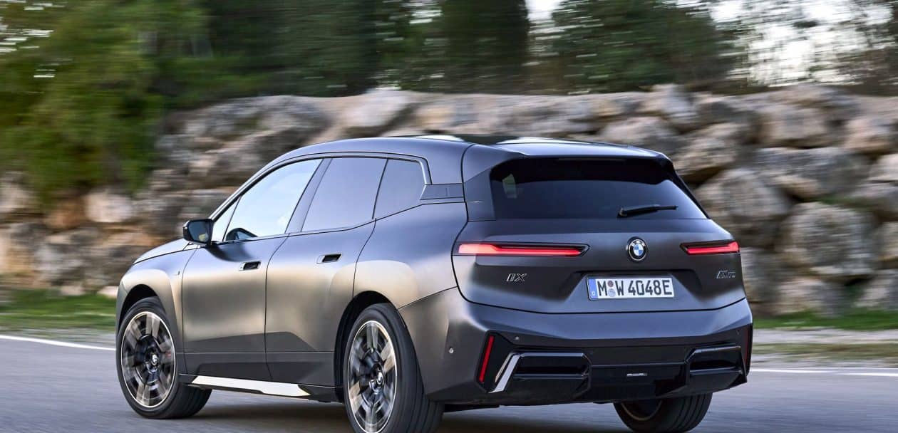 2026 bmw ix m70 frozen deep grey 03