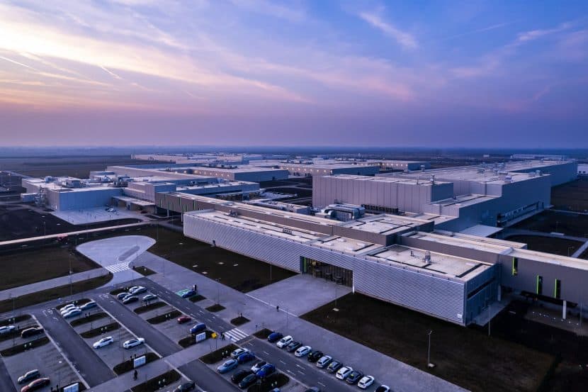 BMW PLANT DEBRECEN 00 BMW PLANT DEBRECEN 00