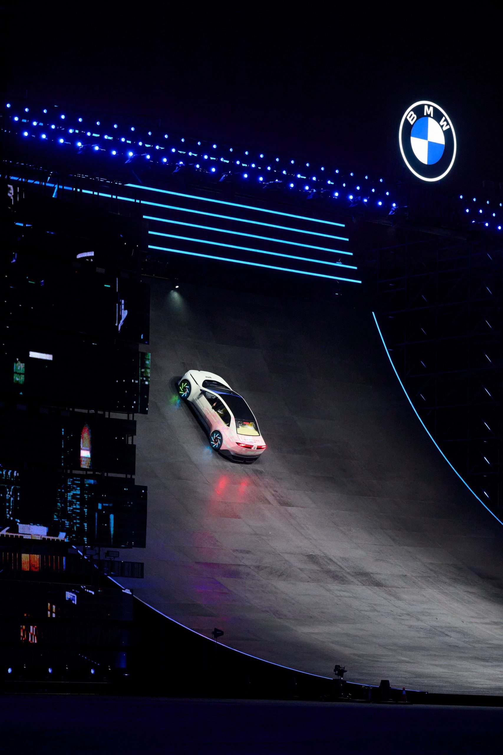 BMW VISION DRIVING EXPERIENCE 12