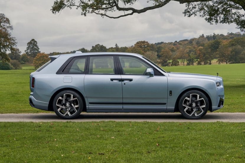 Unique Rolls-Royce Cullinan Black Badge Is An Ode To Daisies