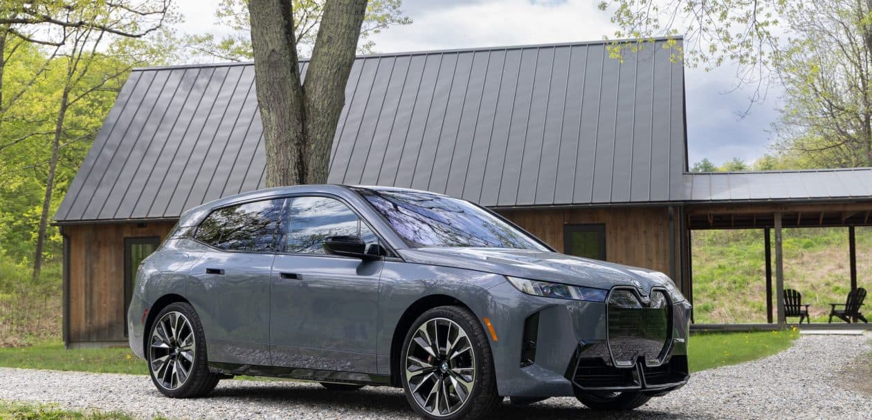 2026 BMW IX (US) 12