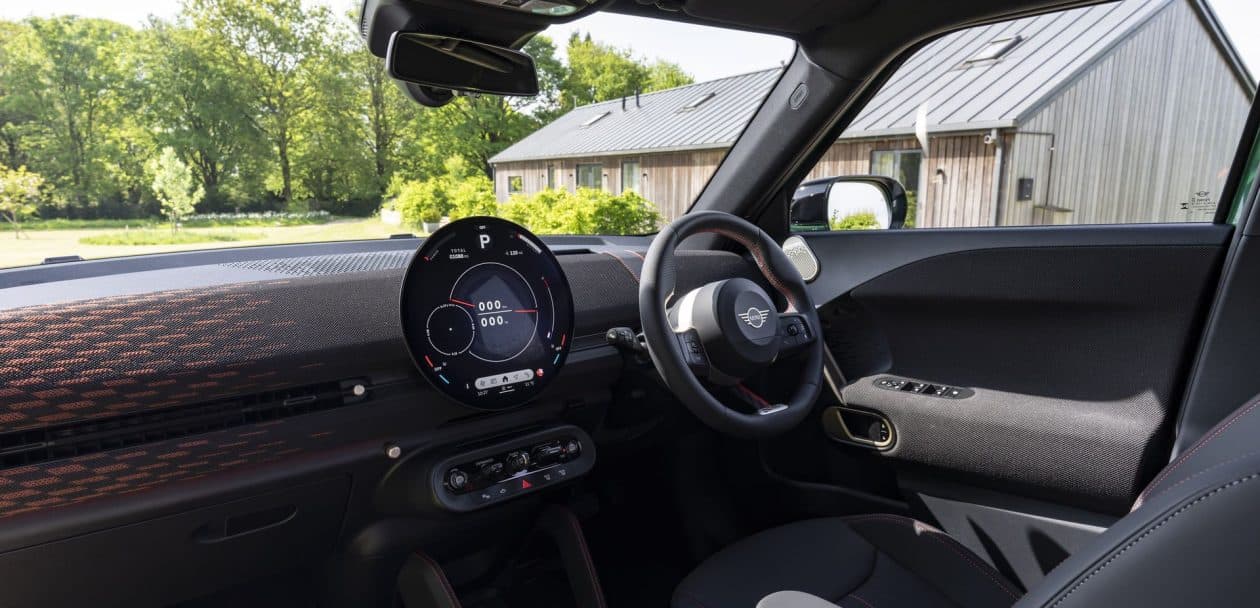 MINI ACEMAN JOHN COOPER WORKS BRITISH RACING GREEN 58