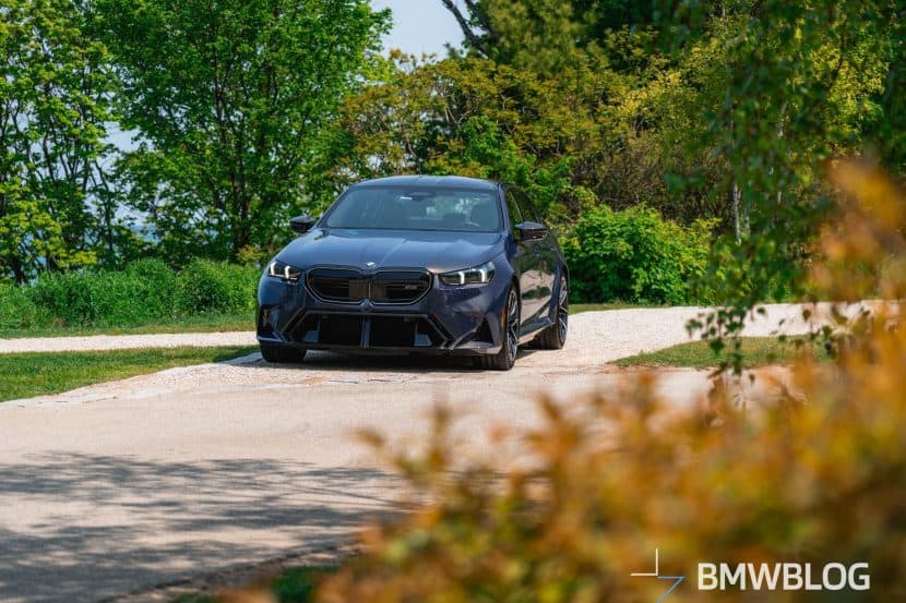 2025 BMW M5 G90 SEPIA METALLIC 01 2025 BMW M5 G90 SEPIA METALLIC 01