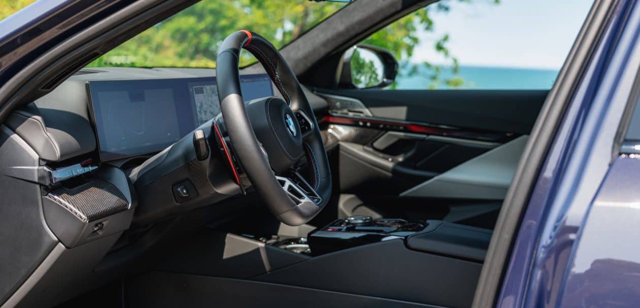 2025 BMW M5 G90 SEPIA METALLIC 06