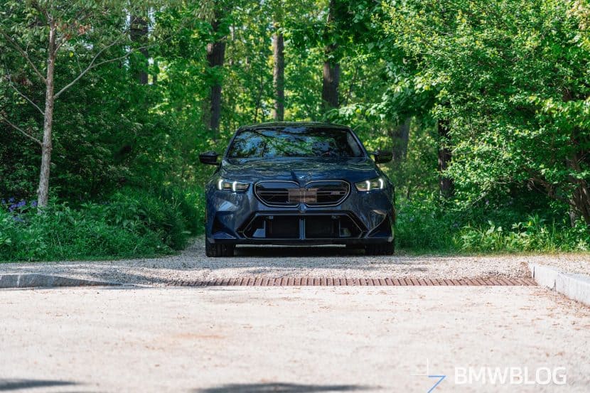 2025 BMW M5 G90 SEPIA METALLIC 46 2025 BMW M5 G90 SEPIA METALLIC 46