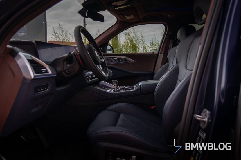 2026 BMW XM FACELIFT FROZEN TANZANITE BLUE interior