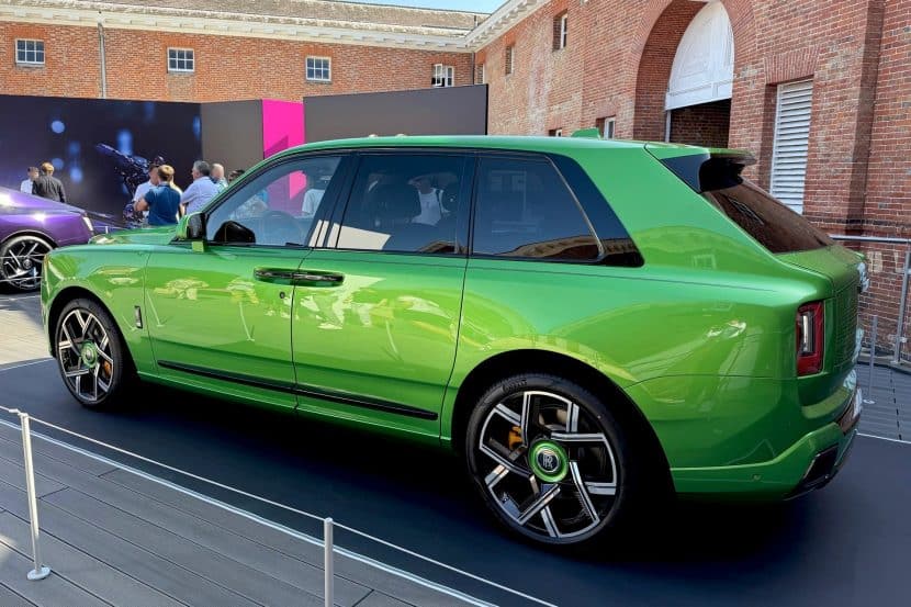Rolls Royce Cullinan Black Badge Stands Out In Brenner Green