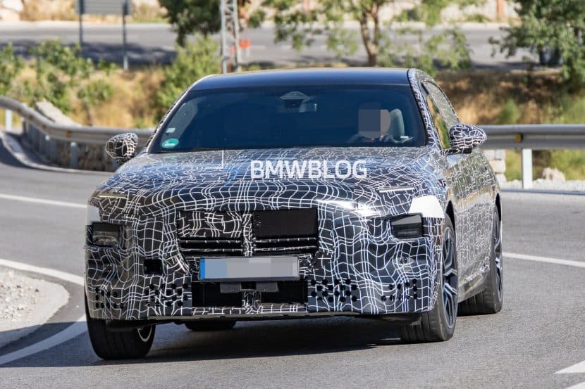 BMW’s Core Sedans Spied Hiding Neue Klasse Design: Video