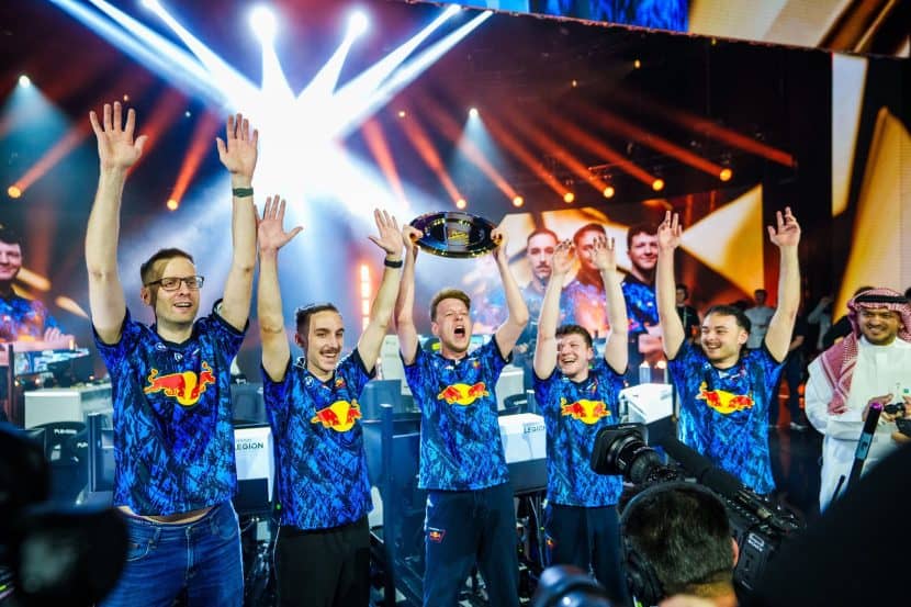 BMW M Team Redline Wins 2025 Esports World Cup on Rennsport Platform