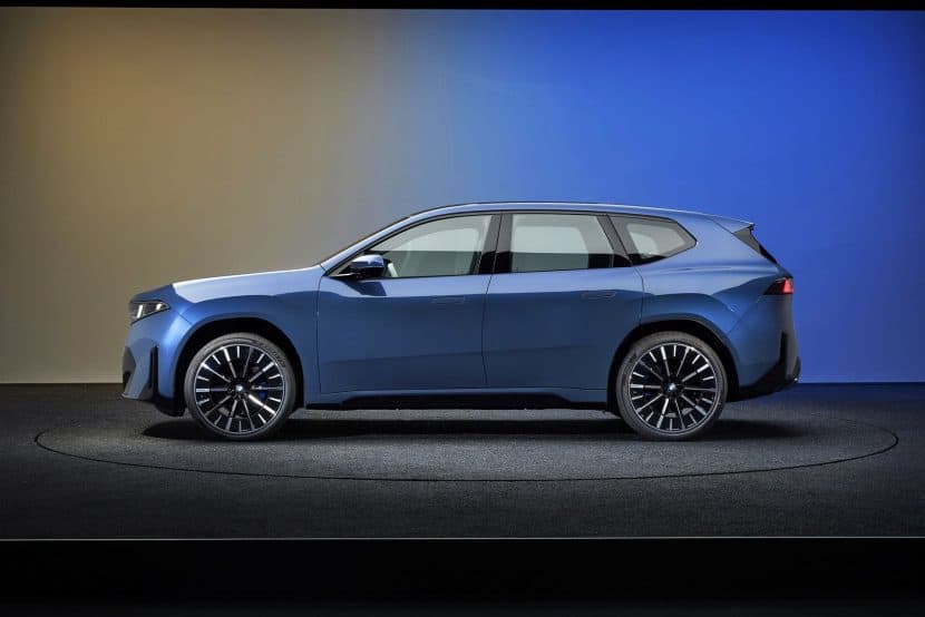 2026 BMW IX3 STUDIO PHOTOS 15 2026 BMW IX3 side view