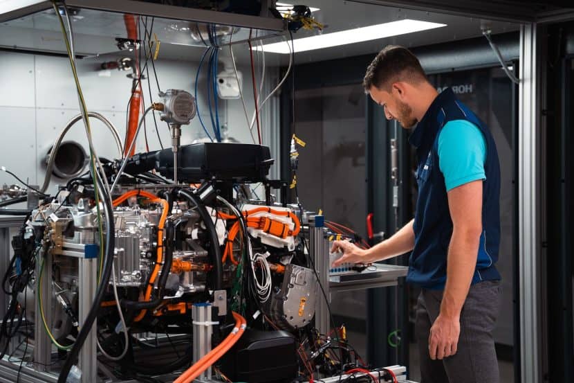 BMW HYDROGEN COMPETENCE CENTER STEYR 00