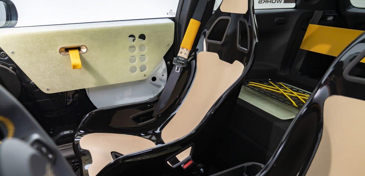 MINI DEUS ex MACHINA The Skeg interior design