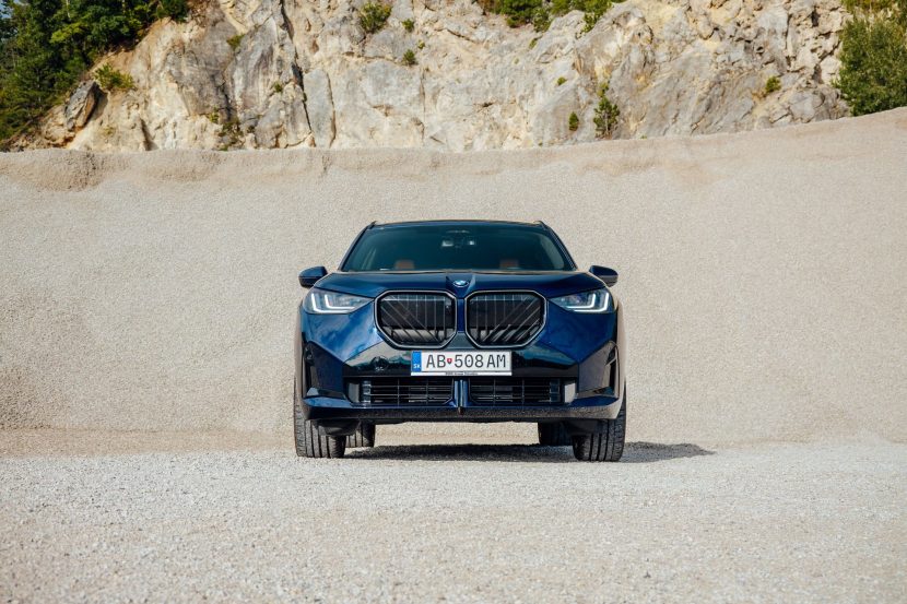 2025 BMW X3 40D TANZANITE BLUE front end