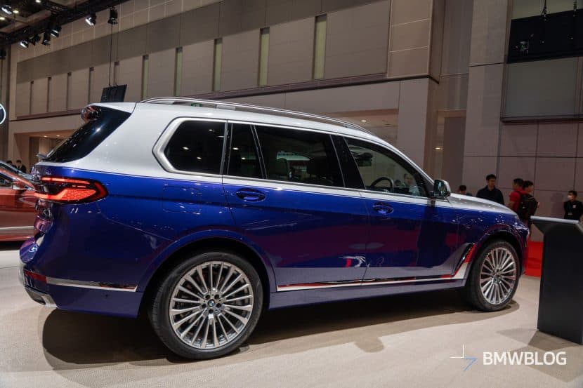 BMW X7 NISHIKI LOUNG 06