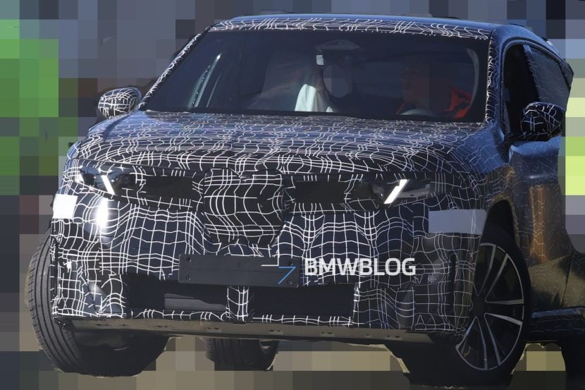 2027 BMW IX4 17 2027 BMW IX4 front-end