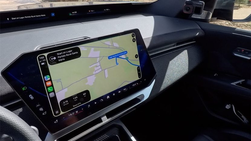 APPLE CARPLAY IDRIVE X directions in the Panoramic Display