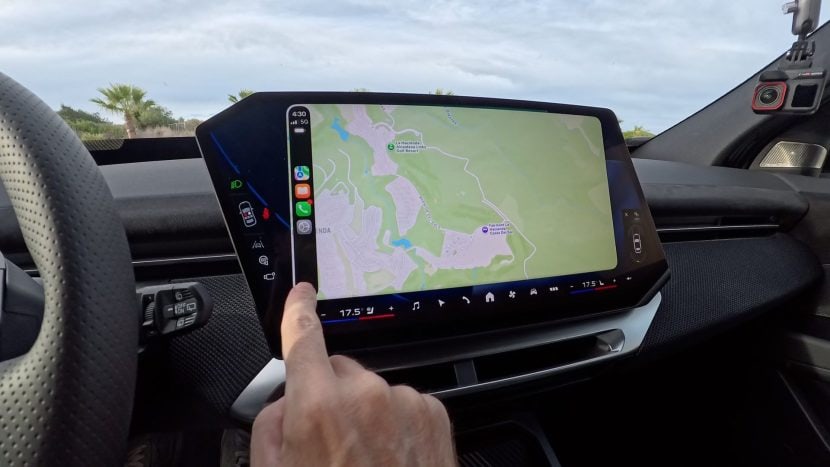 APPLE CARPLAY IDRIVE X maps