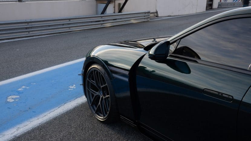 5969 G90WINGBACKCONCEPT (CUSTOM)