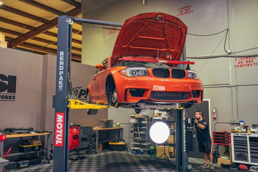 BMW 1M MAINTENANCE 09