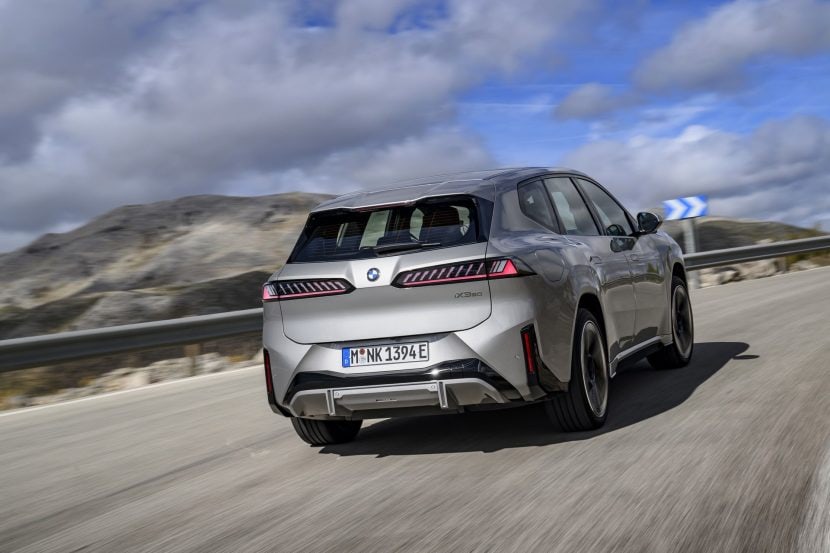 BMW IX3 SPACE SILVER 37 BMW IX3 SPACE SILVER 37