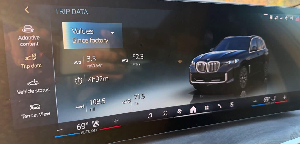 BMW X5 XDRIVE50E REVIEW 24