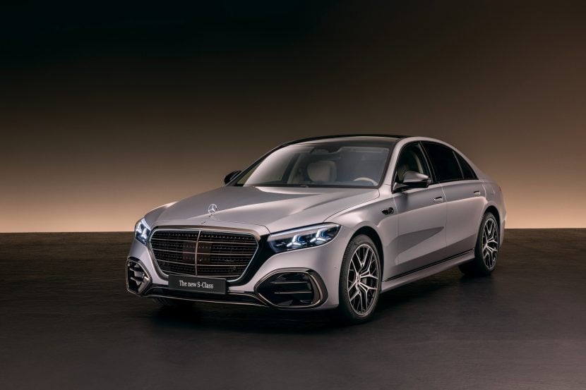 The Starry New Mercedes S-Class Rivals BMW 7 Series Facelift
