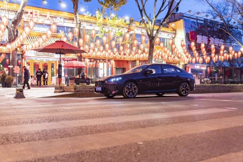 BMW M235L THUNDER NIGHT PURPLE IMAGE 3