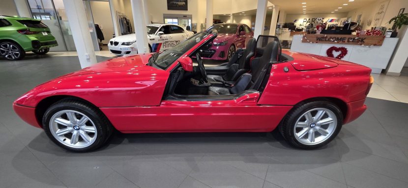 BMW Z1 ROADSTER RED COLOR 32 BMW Z1 ROADSTER RED COLOR 32