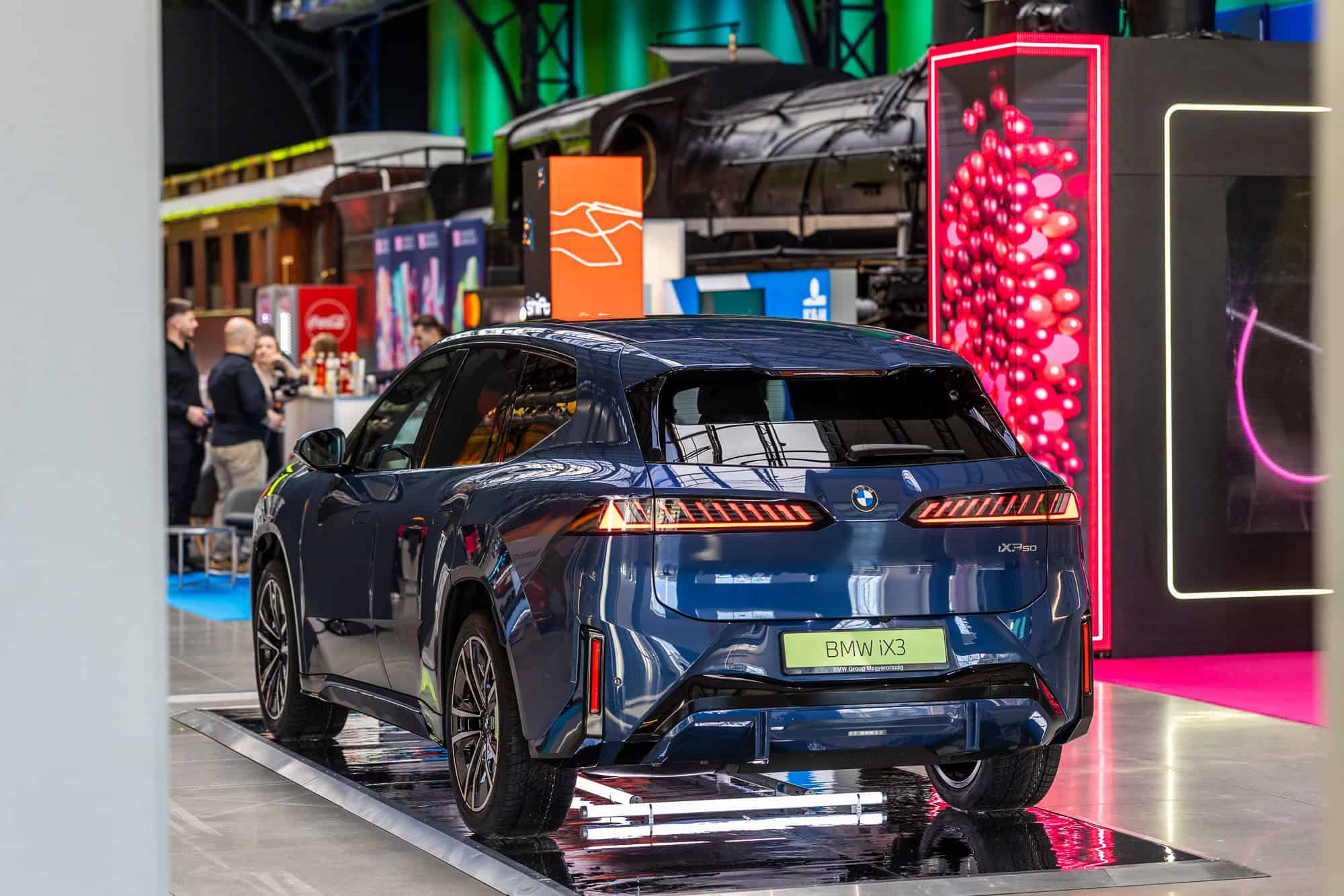 2026 BMW IX3 3