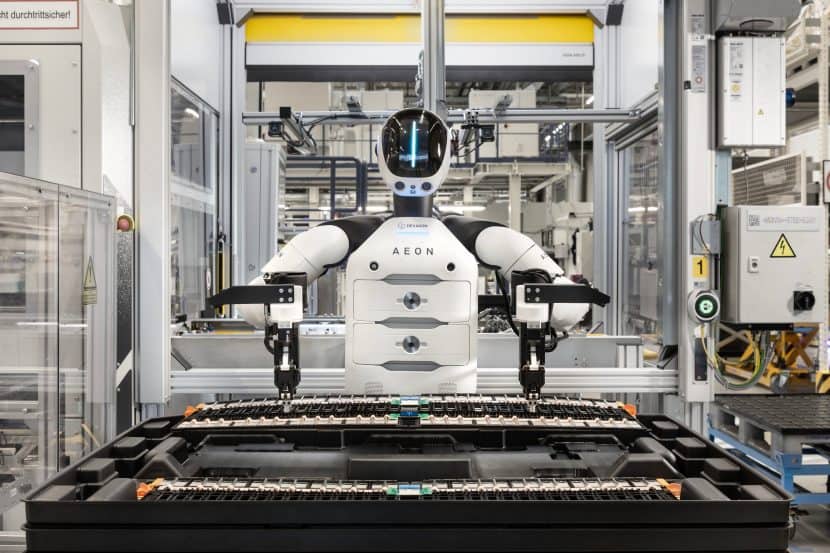 HUMANOID ROBOTS AT BMW LEIPZIG PLANT 9