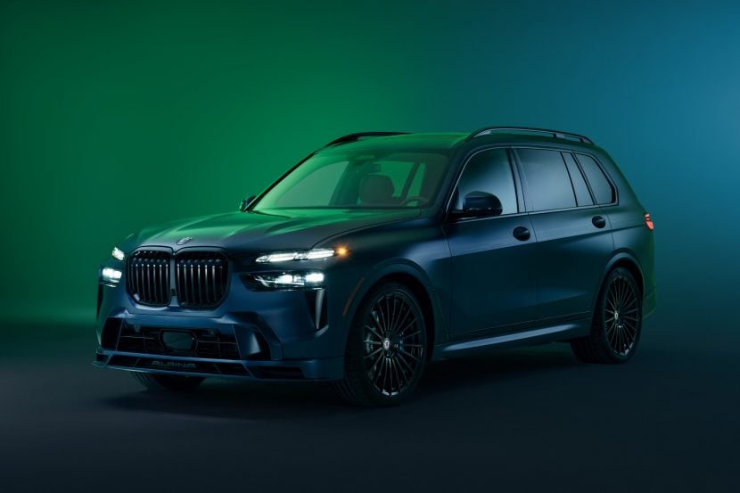 BMW ALPINA XB7 Manufaktur Is a Matte-Finished Swan Song for the First-Gen SUV