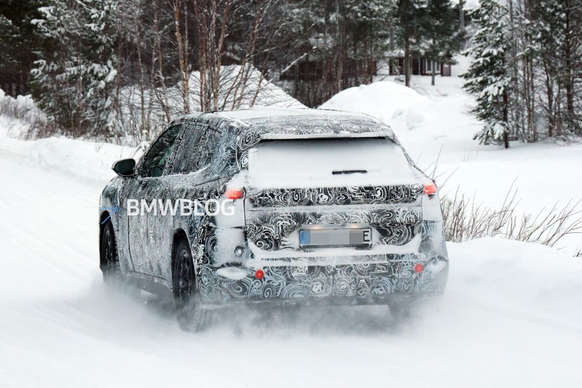 2028 BMW IX1 NB5 SPY PHOTOS in the snow
