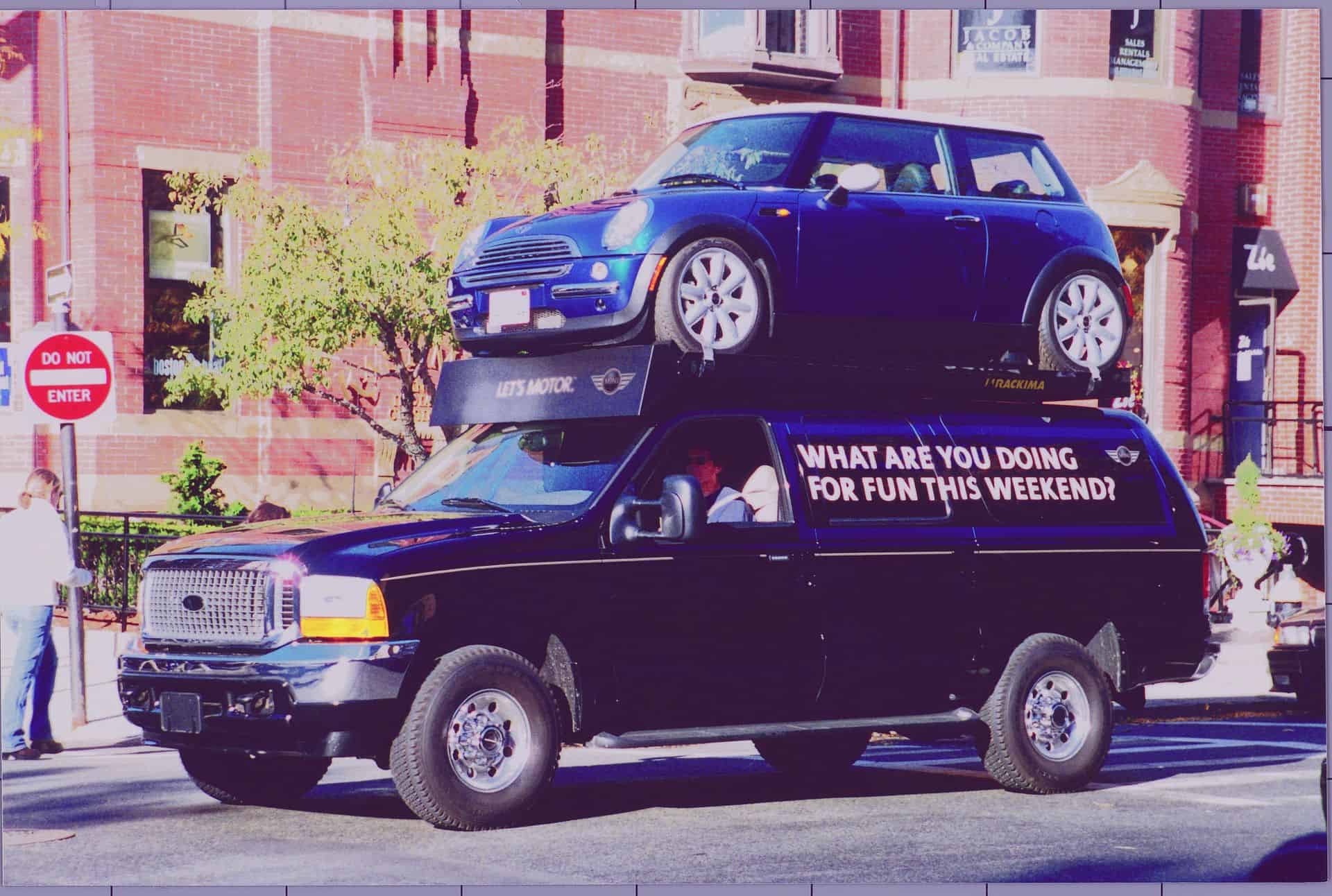 MINI CELEBRATIONS 1 MILLON CARS AMERICA 02