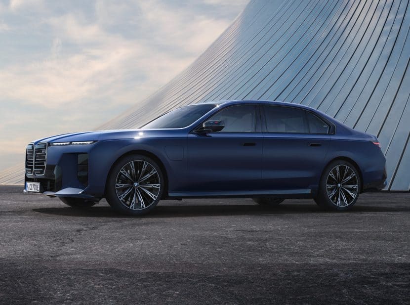 2027 BMW M760E 2