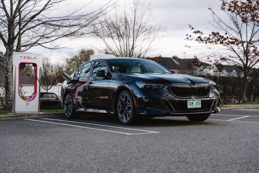 BMW and MINI EVs in Canada Now Have Tesla Supercharger Access