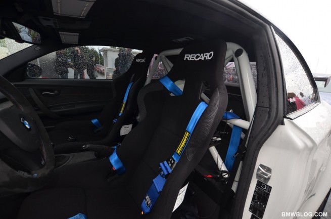 BMW-1M-safety-car-03